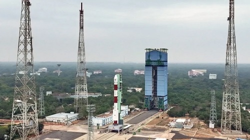 ಇಸ್ರೋಗೆ ಮತ್ತೊಂದು ಮೈಲಿಗಲ್ಲು: ನಭಕ್ಕೆ ಹಾರಿದ PSLV-C62 ರಾಕೆಟ್